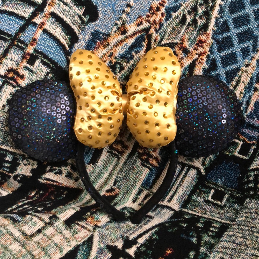 Disney Parks Mickey Mouse Headband Ears!